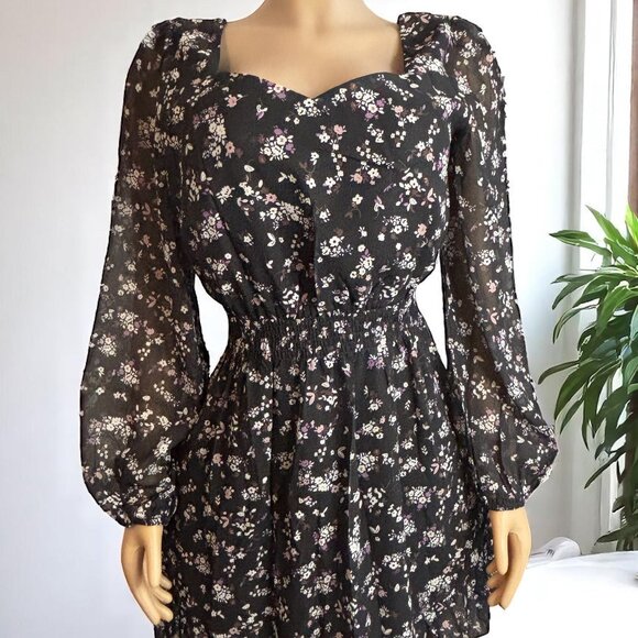 Black Ruffled Floral Short Dress - Picture 7 of 9